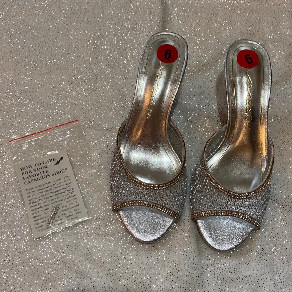 Caparros high heels silver with studs